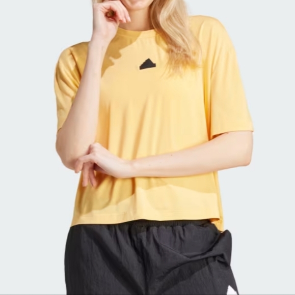 Crop t shirt - Picture 1 of 4